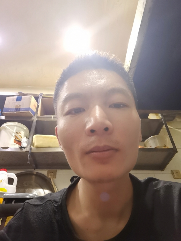 邹先生的第一张照片--嘉兴相亲服务中心