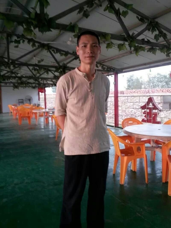 周哥的第三张照片--嘉兴相亲服务中心