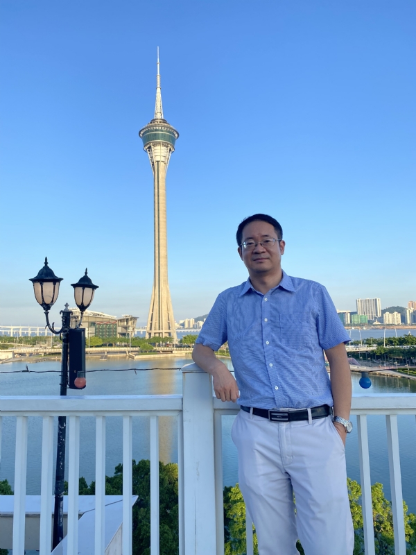 Yangyi的第二张照片--嘉兴相亲服务中心
