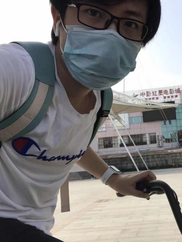 丁先生的第二张照片--嘉兴相亲服务中心