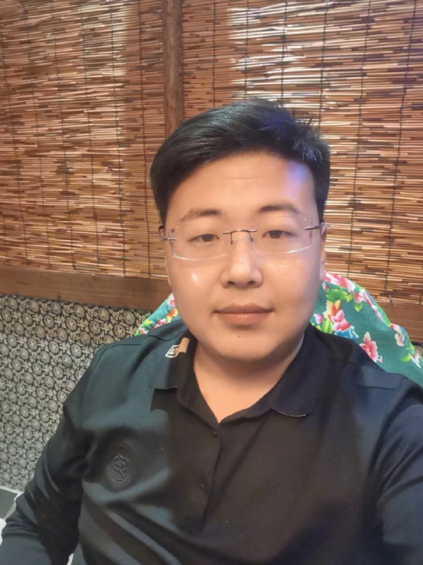 刘先生的第一张照片--嘉兴相亲服务中心