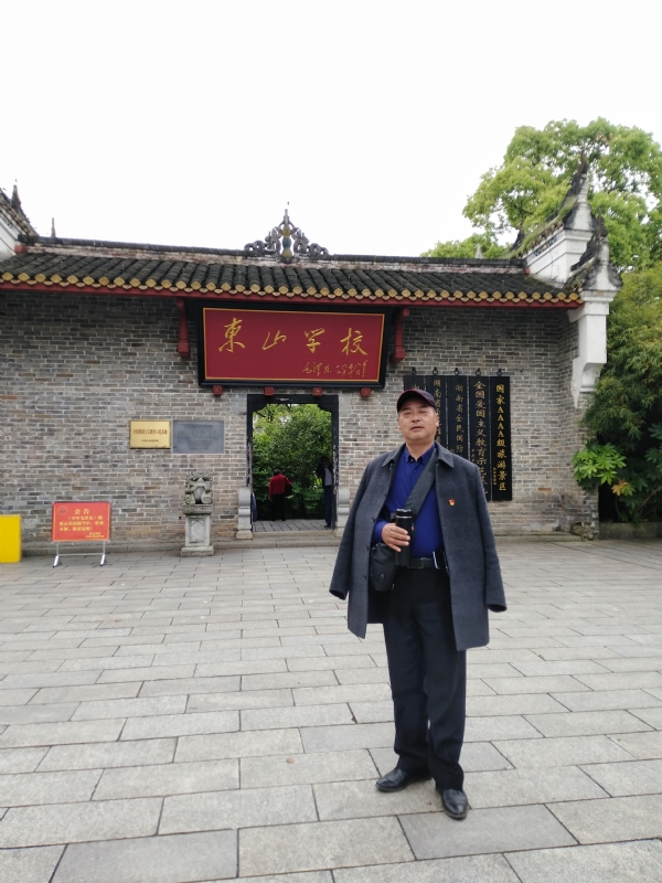孤独的老帅的第二张照片--嘉兴相亲服务中心