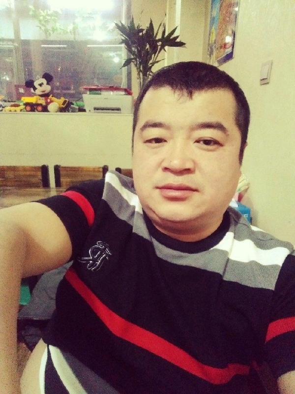 老实人的第一张照片--嘉兴相亲服务中心