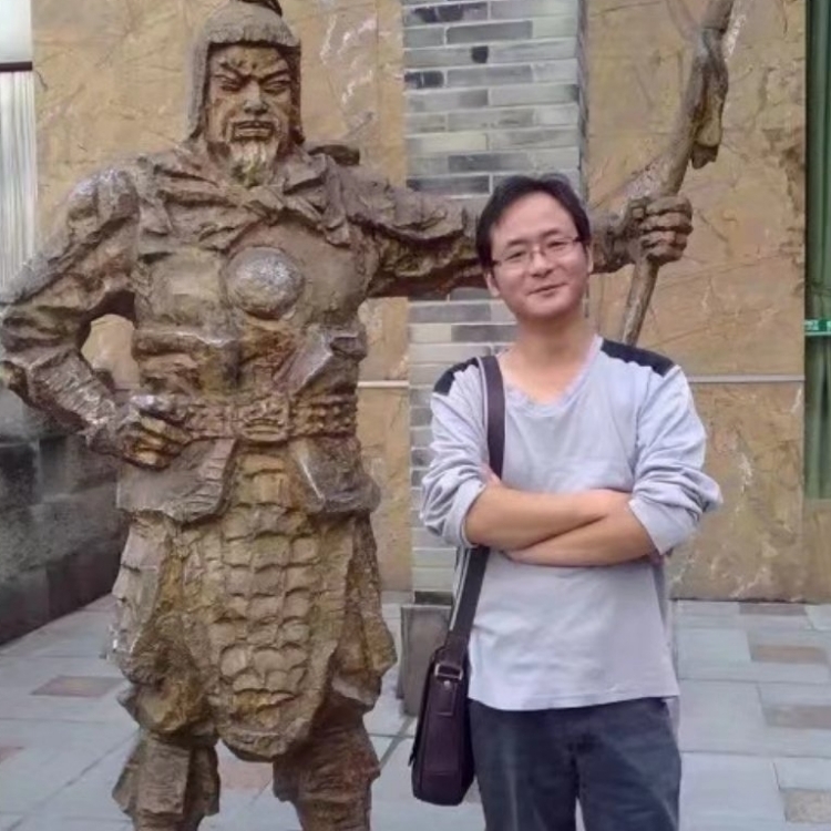 孤狼的第三张照片--嘉兴相亲服务中心