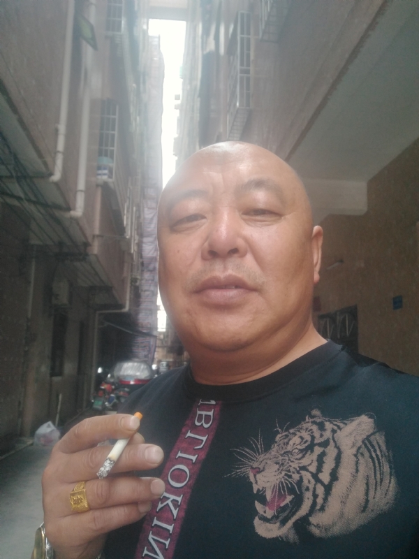 人在TA乡的第一张照片--嘉兴相亲服务中心