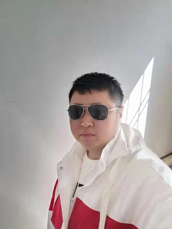 大漠叔叔的第一张照片--嘉兴相亲服务中心