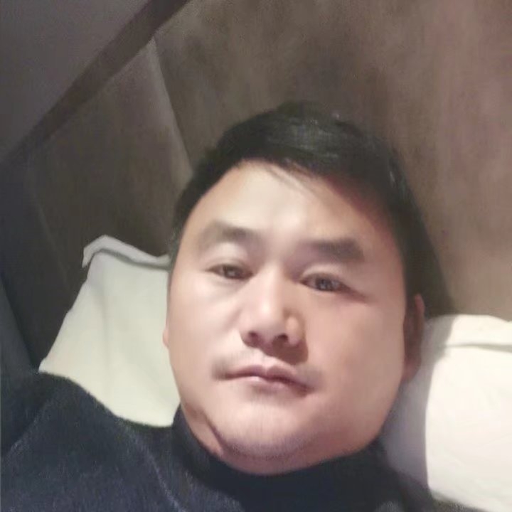 奔跑的第三张照片--嘉兴相亲服务中心