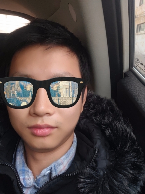 请问揉揉头的第一张照片--嘉兴相亲服务中心