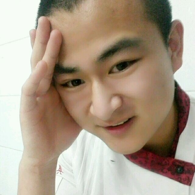 人潮拥挤的第一张照片--嘉兴相亲服务中心