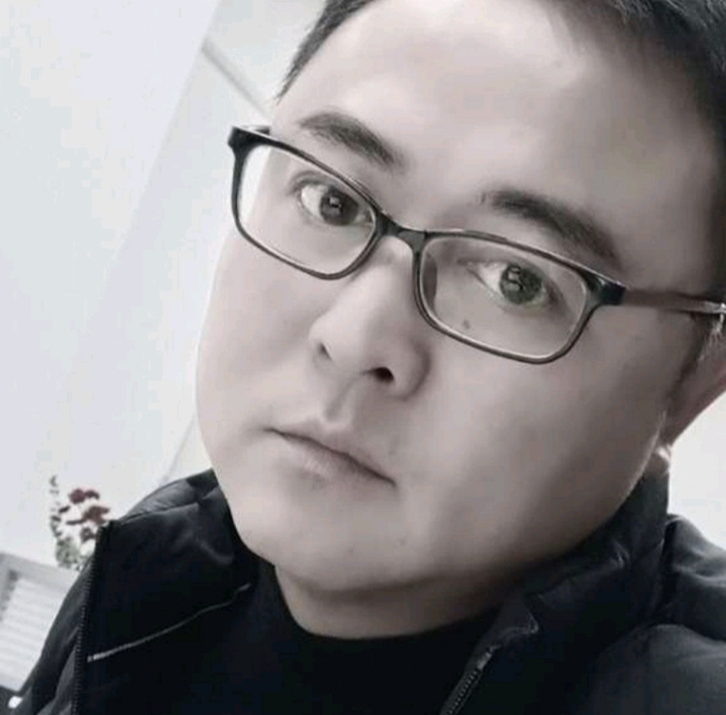 小石头的第一张照片--嘉兴相亲服务中心