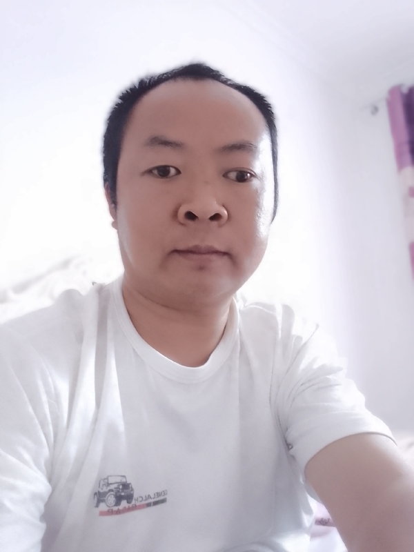 张家小伙子的第四张照片--嘉兴相亲服务中心