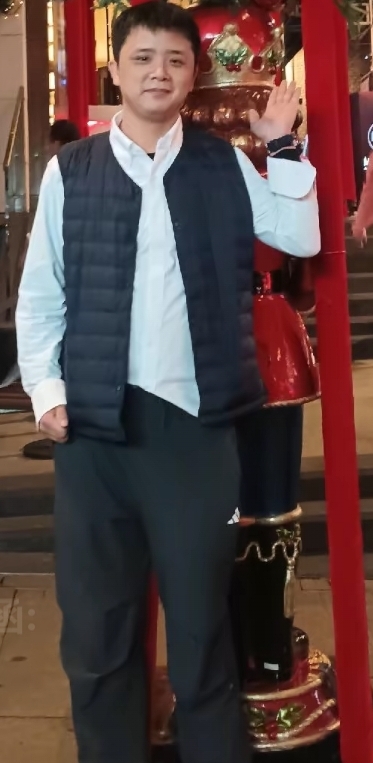 龙凤呈祥的第一张照片--嘉兴相亲服务中心