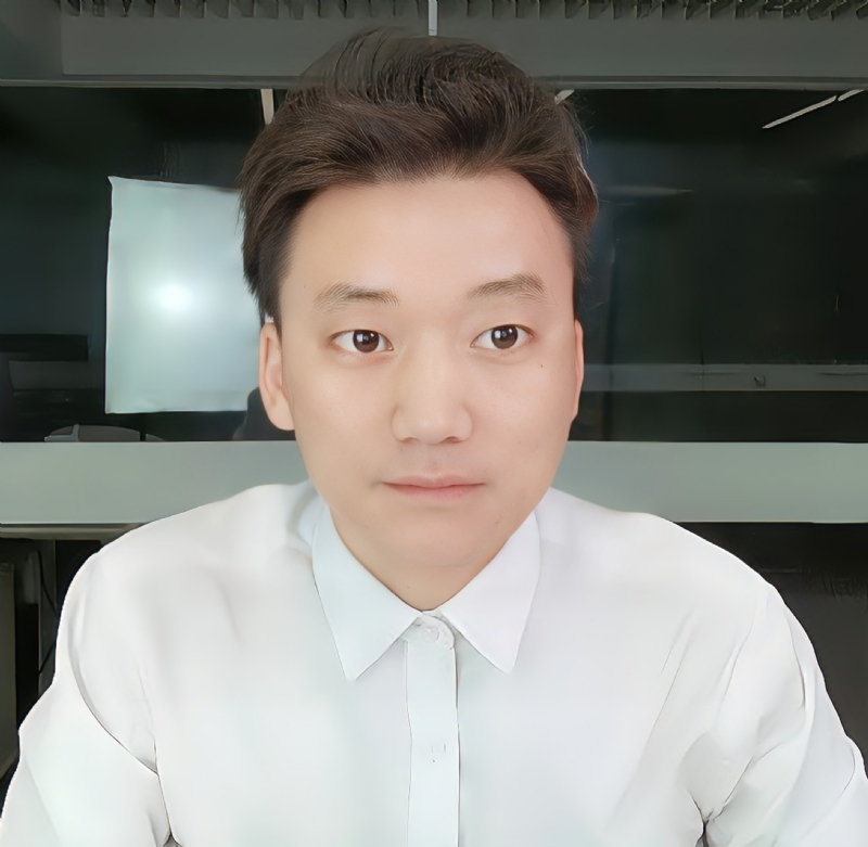 李日的第一张照片--嘉兴相亲服务中心