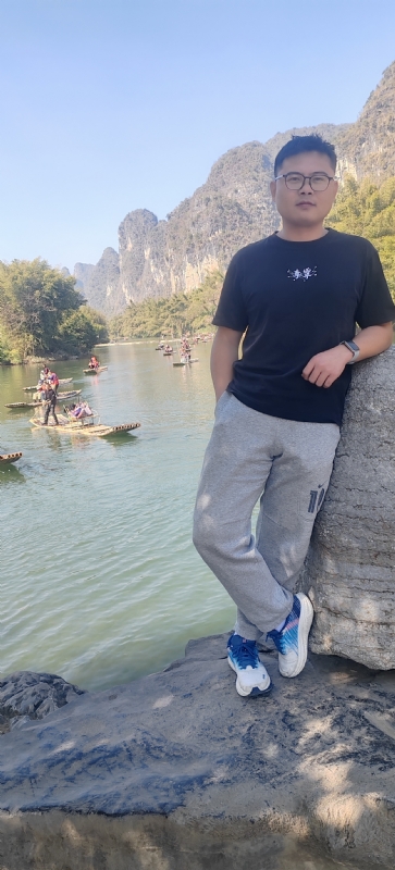 受过伤的狼的第二张照片--嘉兴相亲服务中心