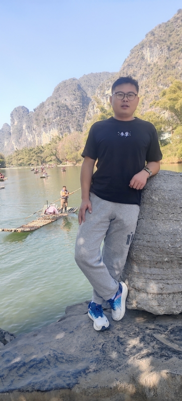 受过伤的狼的第三张照片--嘉兴相亲服务中心