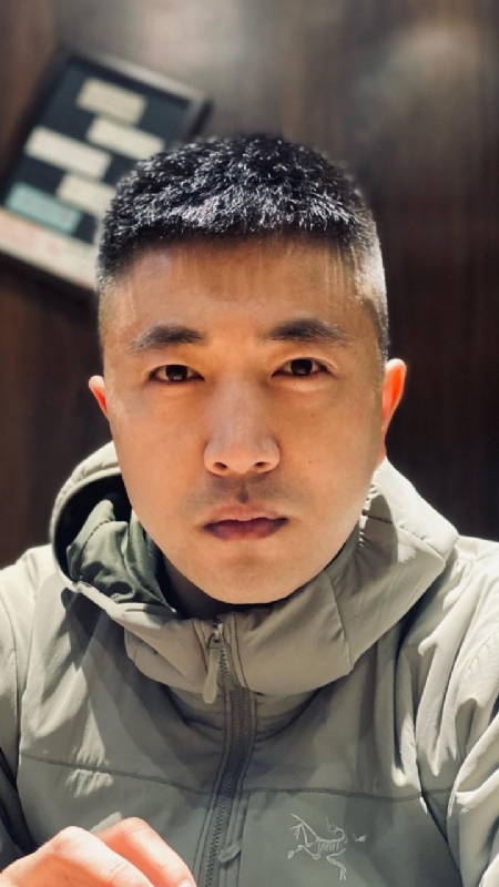山中何缘的第一张照片--嘉兴相亲服务中心