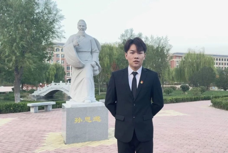 尚明月的第一张照片--嘉兴相亲服务中心