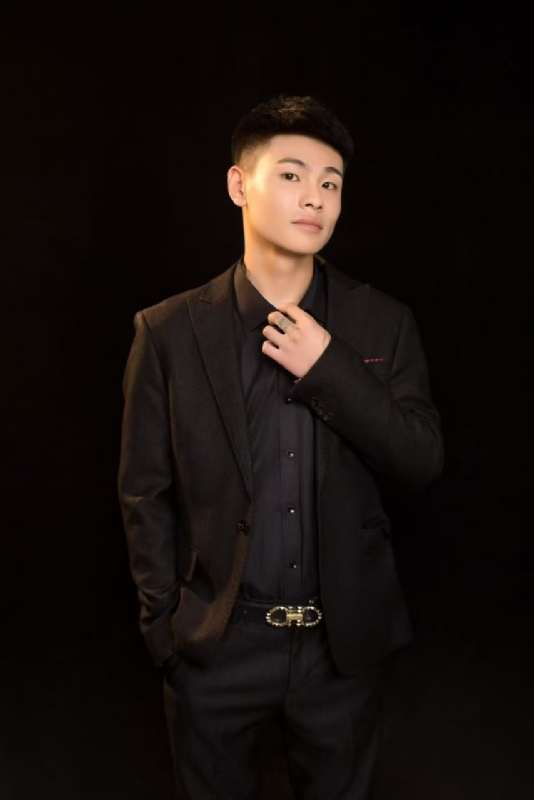 刘小船的第一张照片--嘉兴相亲服务中心