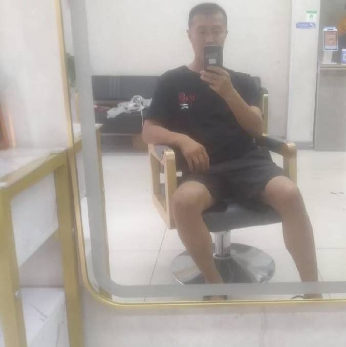 闫杰的第一张照片--嘉兴相亲服务中心