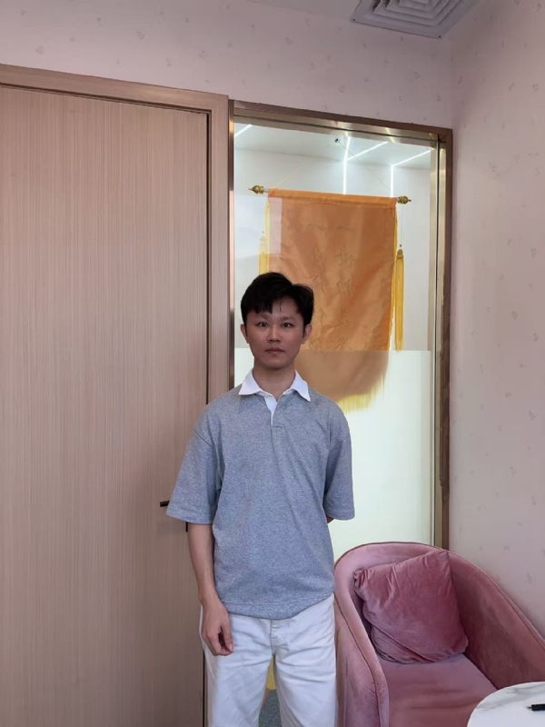 小叶子的第一张照片--嘉兴相亲服务中心