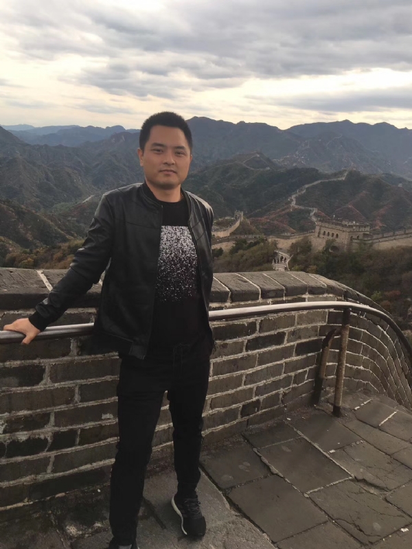 海阔天空的第一张照片--嘉兴相亲服务中心