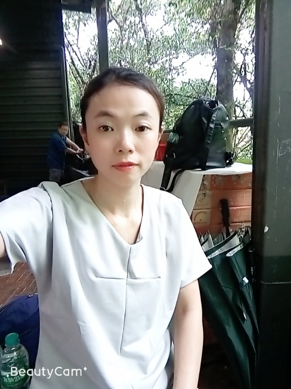 vivi的第一张照片--嘉兴相亲服务中心