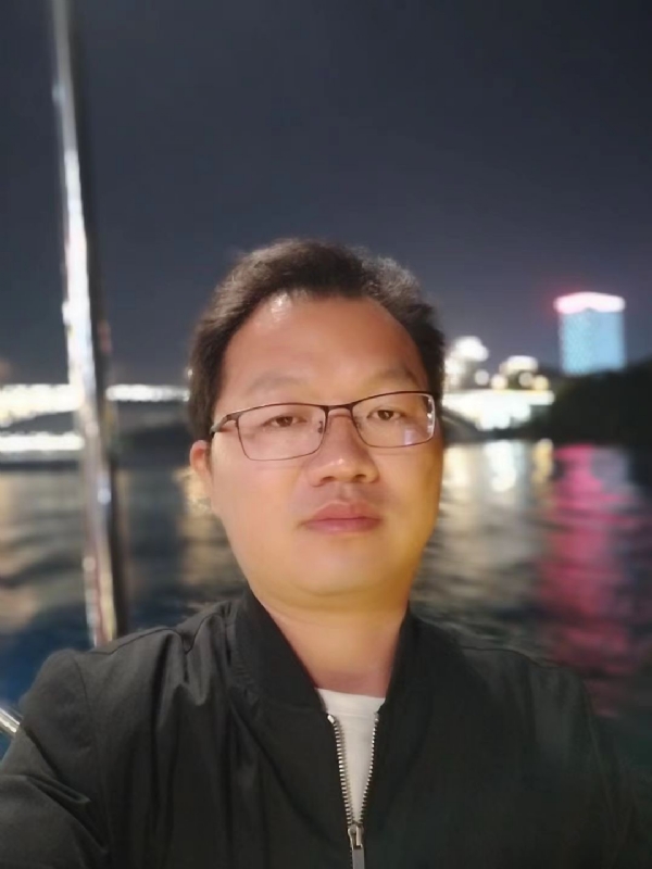 祝你平安的第一张照片--嘉兴相亲服务中心
