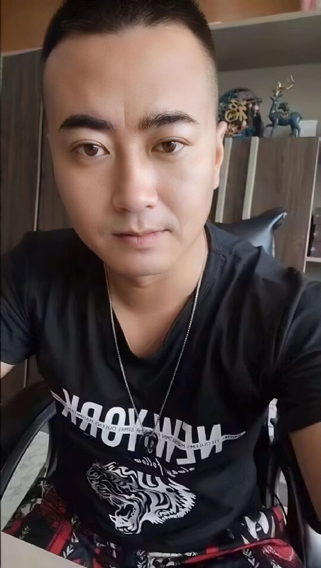 Luck耀的第一张照片--嘉兴相亲服务中心