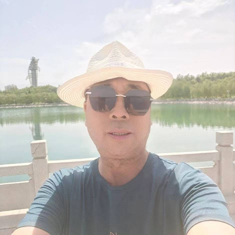 有钱人的第二张照片--嘉兴相亲服务中心