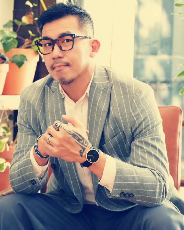 晚风渡半舟的第一张照片--嘉兴相亲服务中心