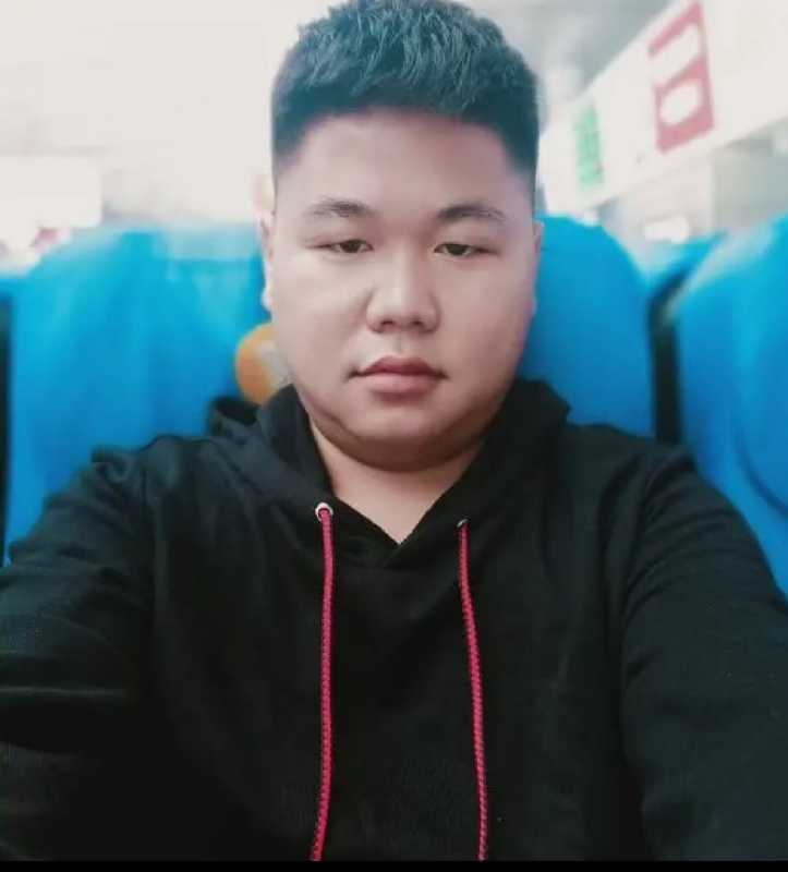 黄斌的第一张照片--嘉兴相亲服务中心