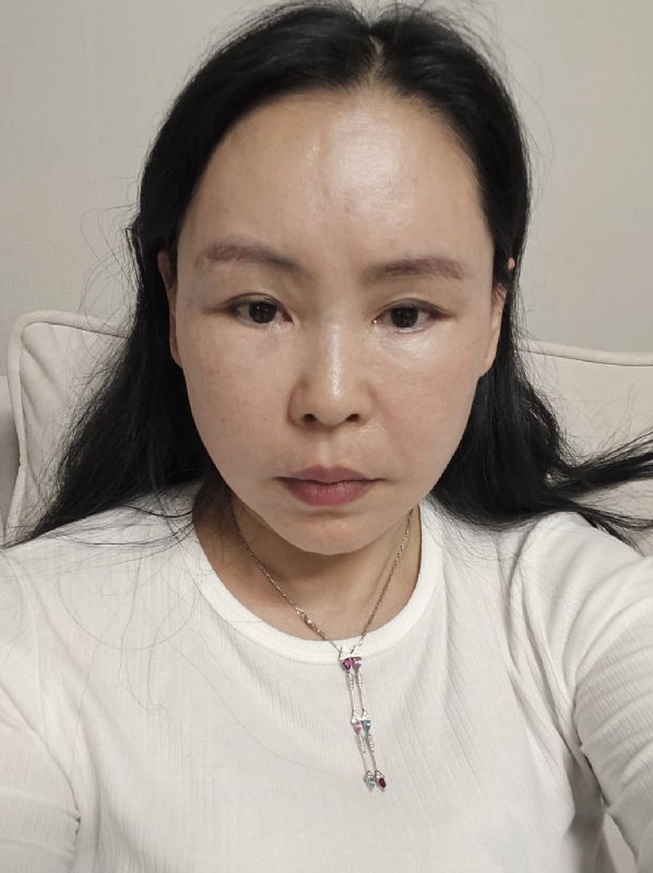 仁荷的第二张照片--嘉兴相亲服务中心