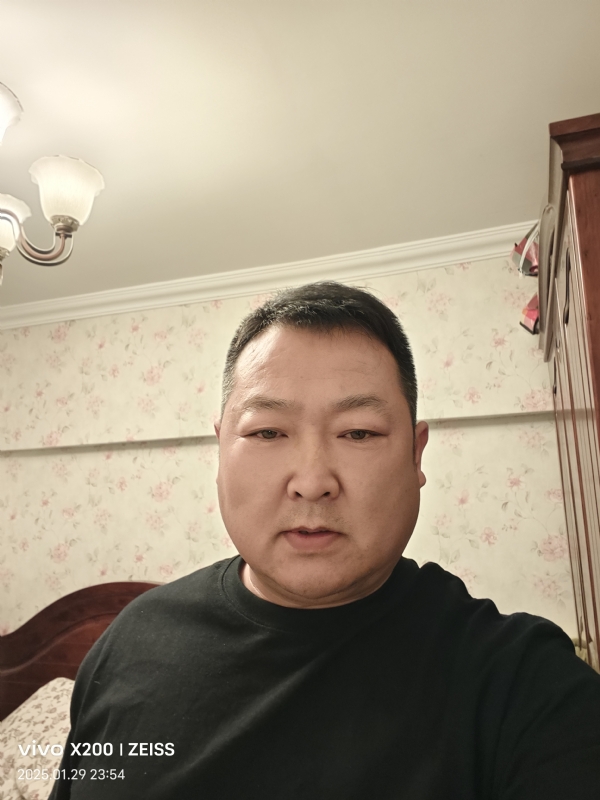 峰哥的第一张照片--嘉兴相亲服务中心