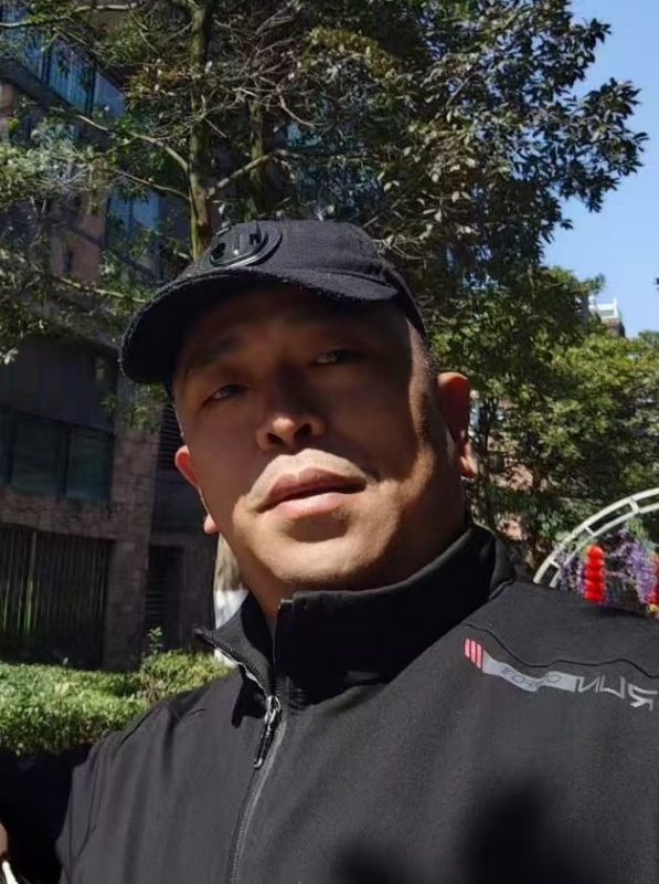 蓝色海洋的第一张照片--嘉兴相亲服务中心